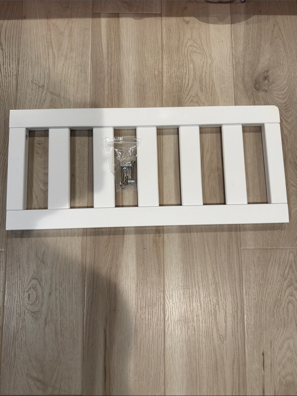Delta toddler guardrail